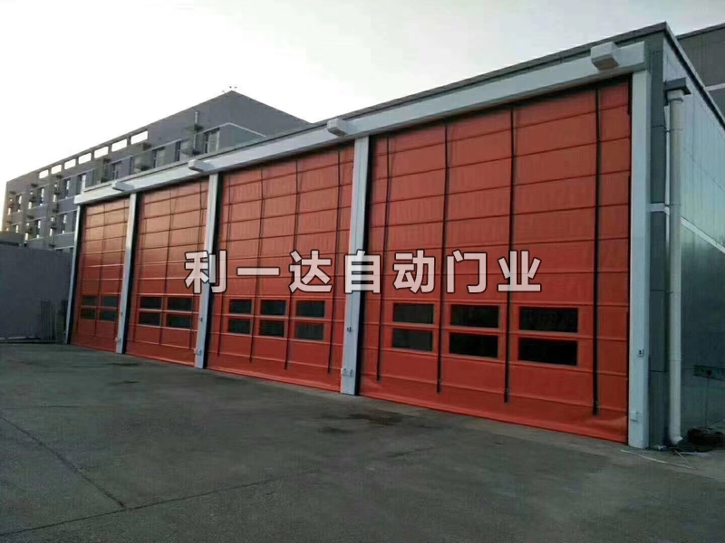 工業提升門